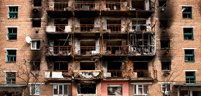 Why Homeowners Choose Us to Sell Their Distressed Homes in Rochester
